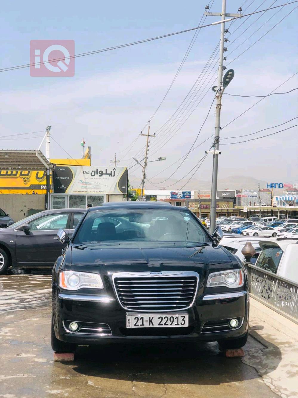 كرايسلر 300